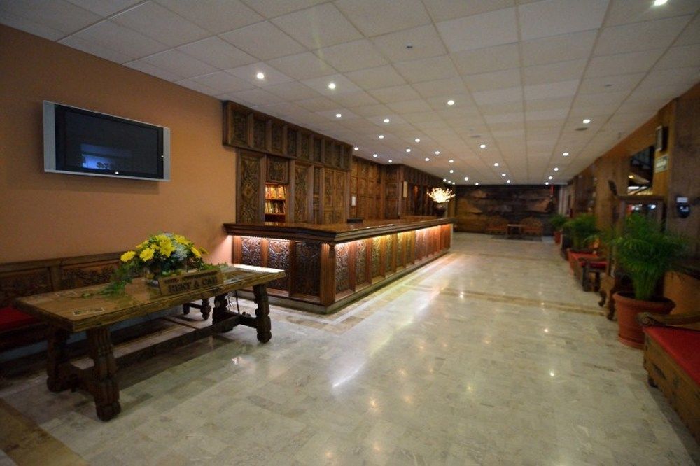 Plaza Uruapan Hotel Экстерьер фото